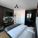 Apartment Panoramic Floor Retreat With Sky Views Timisoara